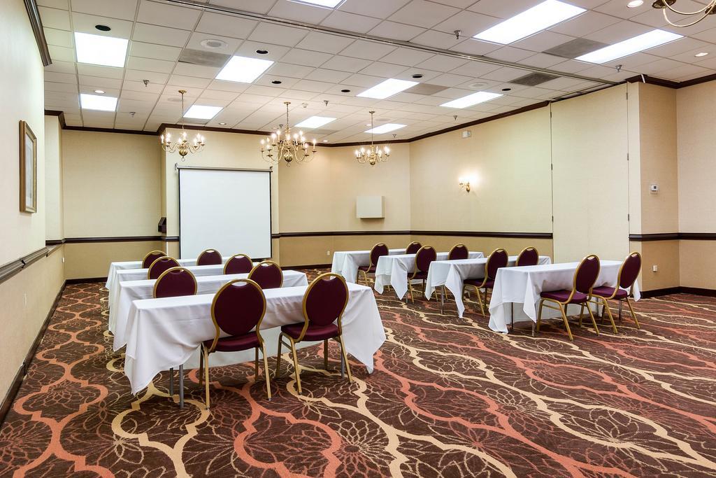 Quality Inn Near Hampton Coliseum エクステリア 写真