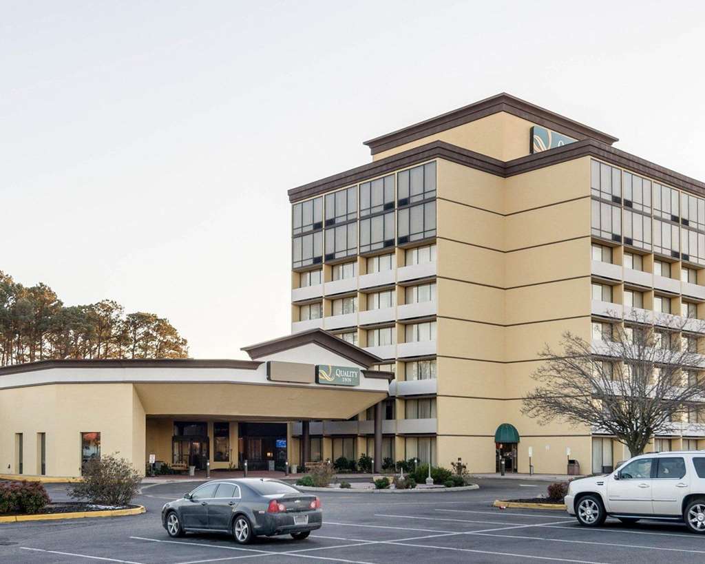 Quality Inn Near Hampton Coliseum エクステリア 写真