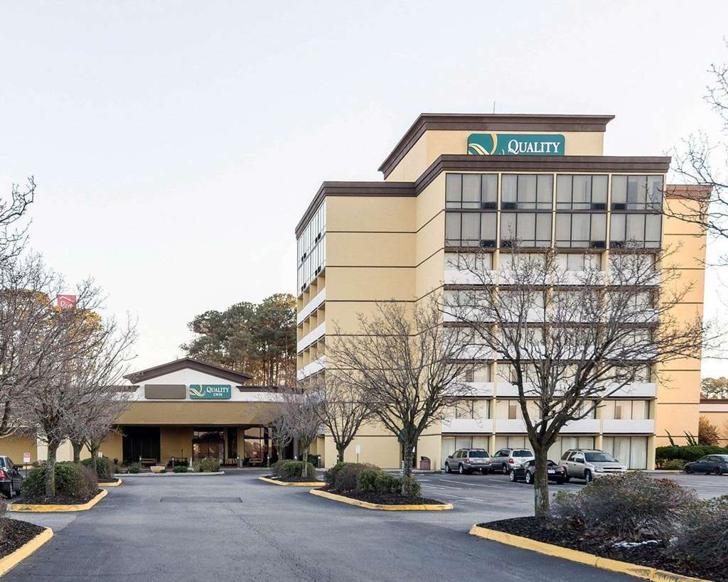 Quality Inn Near Hampton Coliseum エクステリア 写真