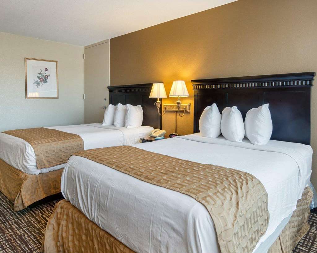 Quality Inn Near Hampton Coliseum 部屋 写真