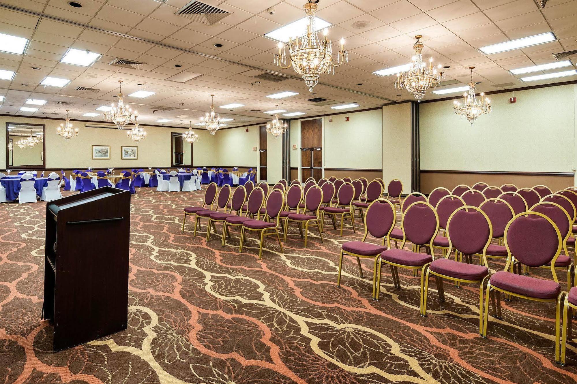 Quality Inn Near Hampton Coliseum エクステリア 写真