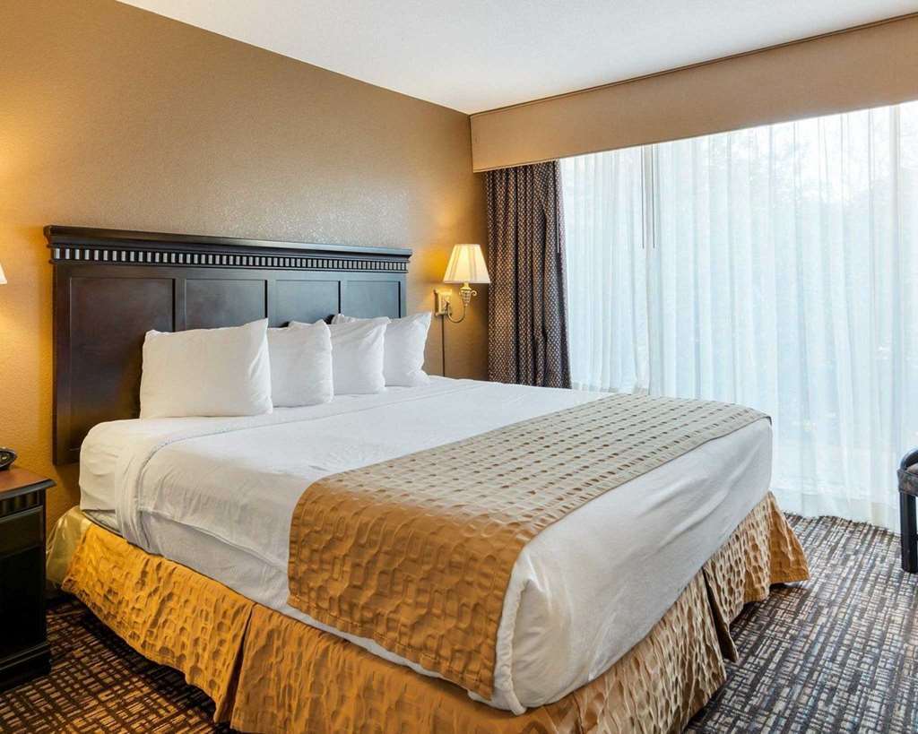 Quality Inn Near Hampton Coliseum 部屋 写真